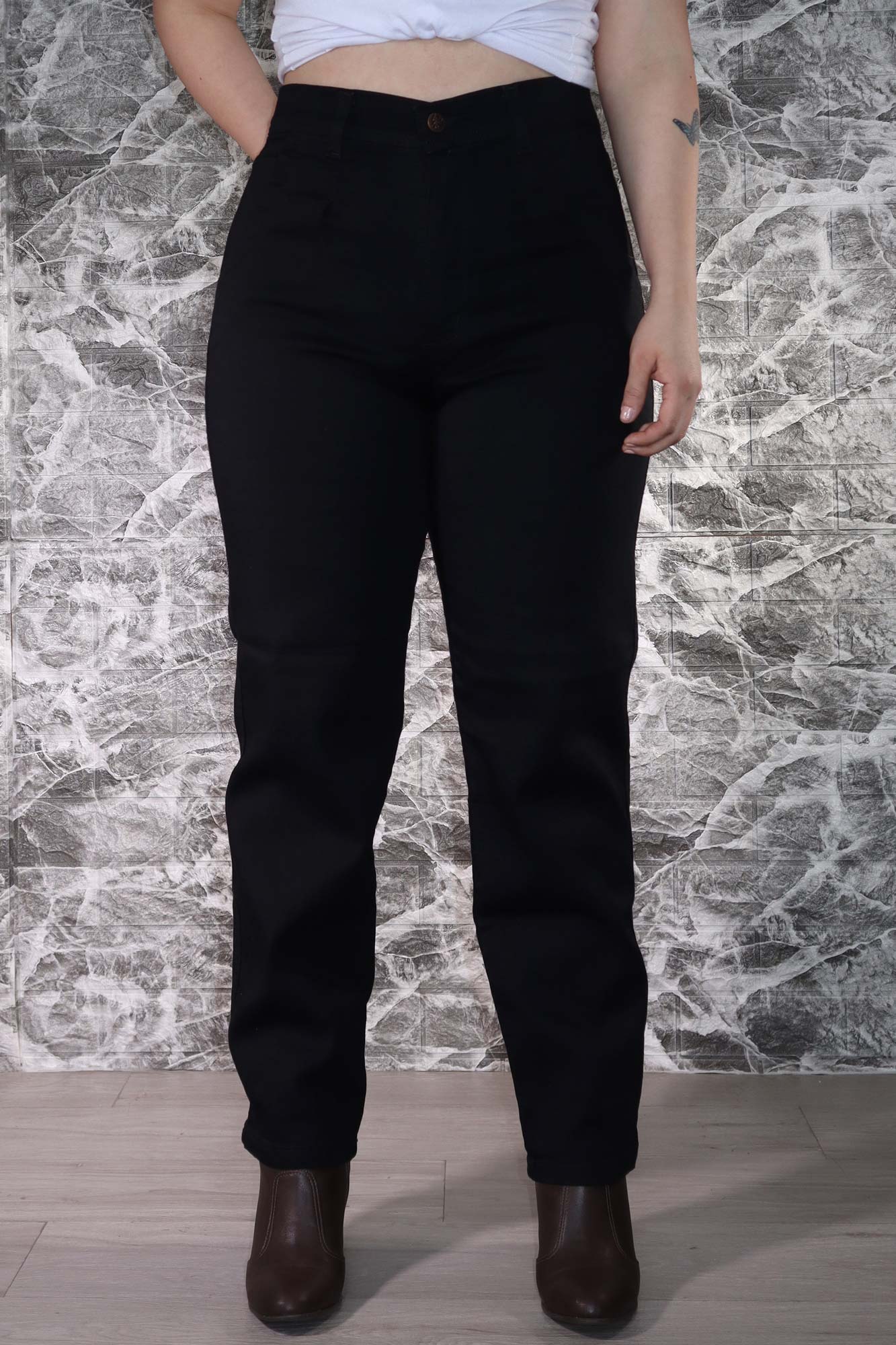 Jean Slouchy Mom Negro