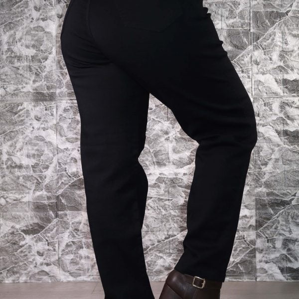 Alternative view of Jean Slouchy Mom Negro