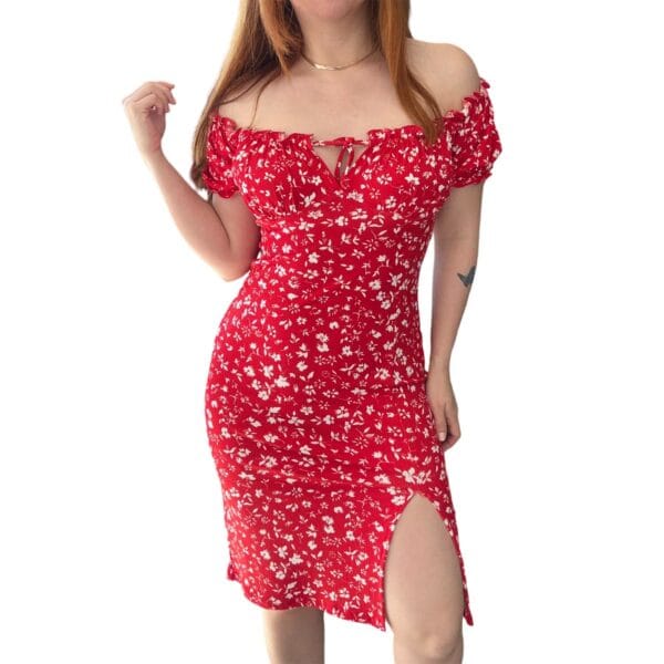 Vestido Rojo Floreado Largo Paisana con Tajo