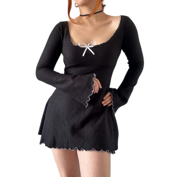 vestido negro de mujer frizado sexy coquette