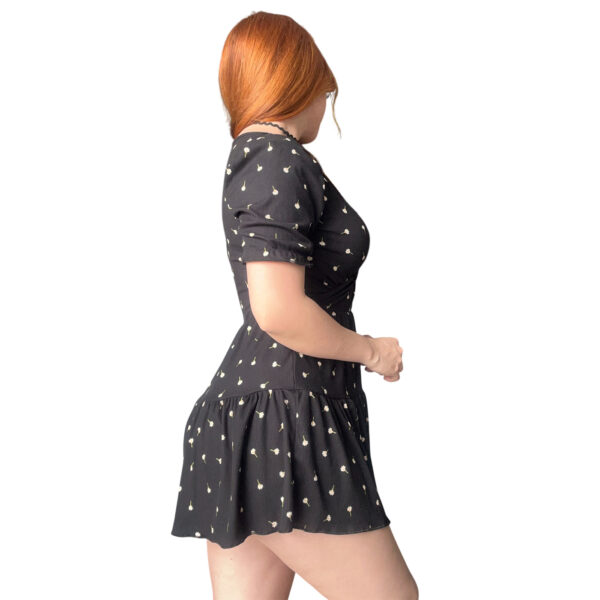Vestido Negro Corto Mujer Elegante y Sexy – Moda 2025, Básico, Versátil, corte en V, busto en A, Busto en V, noche, verano, argentina, coquette, dollette