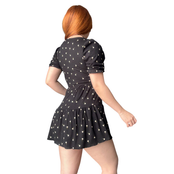 Vestido Negro Corto Mujer Elegante y Sexy – Moda 2025, Básico, Versátil, corte en V, busto en A, Busto en V, noche, verano, argentina, coquette