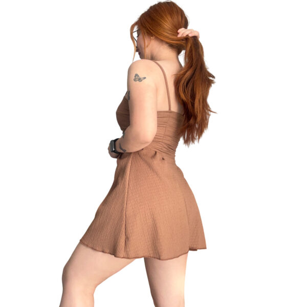 vestido marrón de mujer en argentina, primavera-verano, moda, ropa de mujer, ropa kawaii, vestidos de novia, vestido bordó, vestido blanco, vestido amarillo, vestido casual, vestido de fiesta.