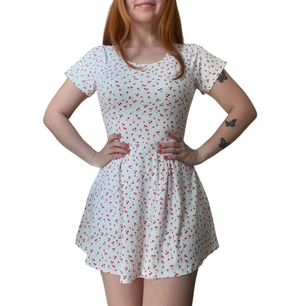 vestido blanco con cereza pinterest