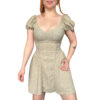 vestido clarito verde, de mujer, para verano.